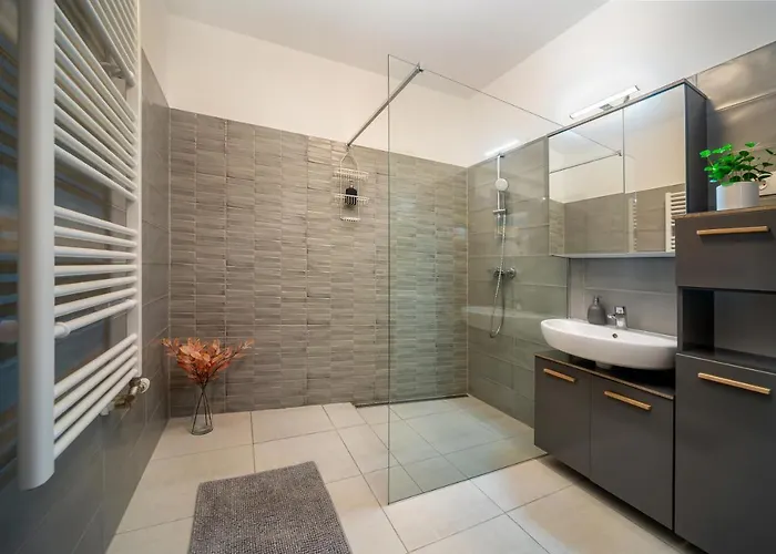 Grace Pine 2 Apartamento Budapest